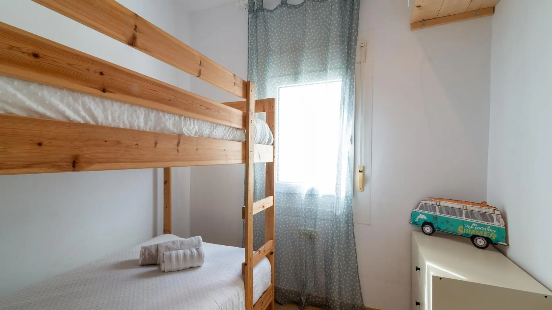 Precioso Apartamento En Primera Linea De Mar En 칼레냐 데 팔라푸르헬 아파트